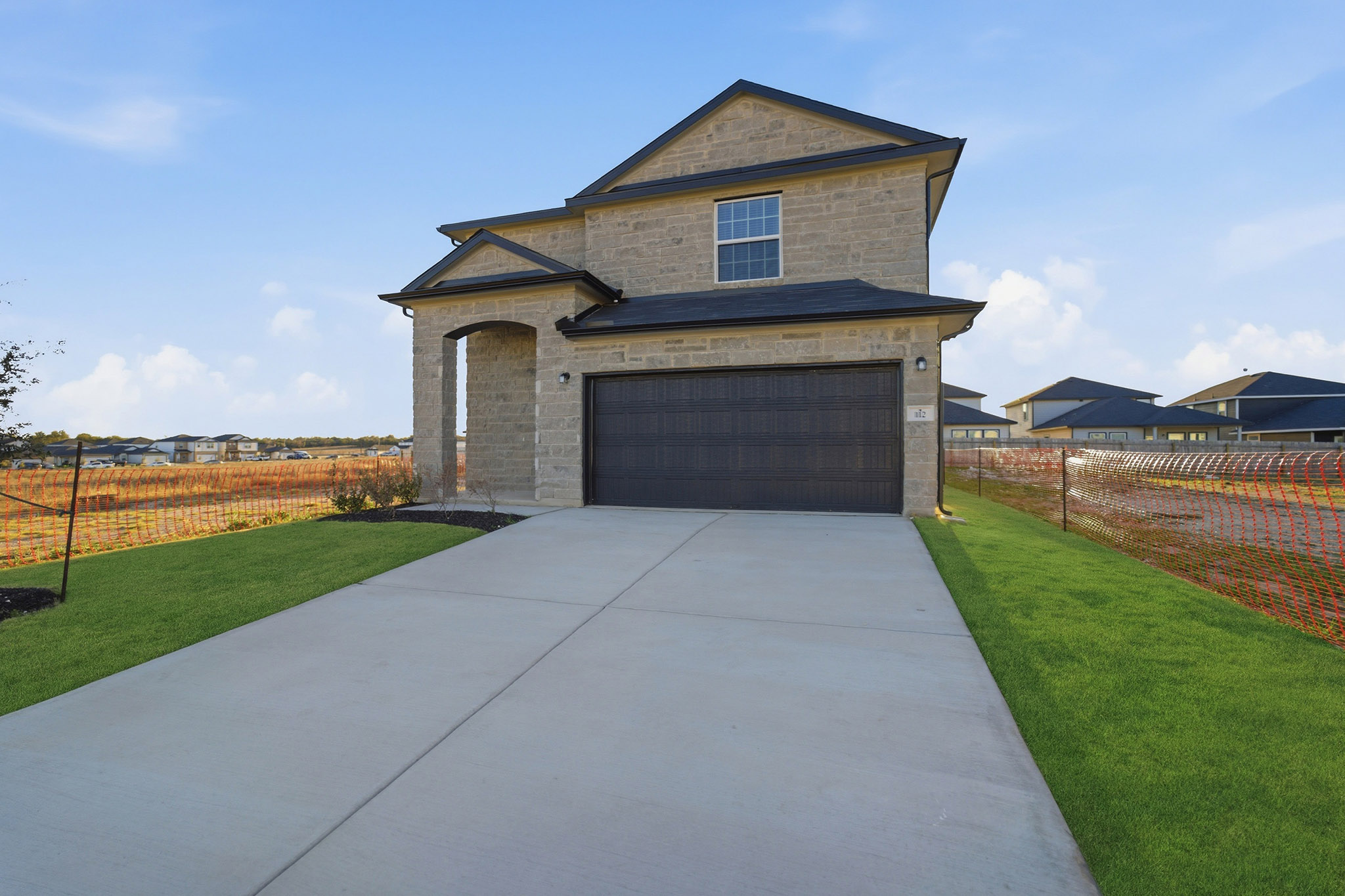 112 Vandervoort Way Jarrell, TX 76537 - Photo 4 of 28