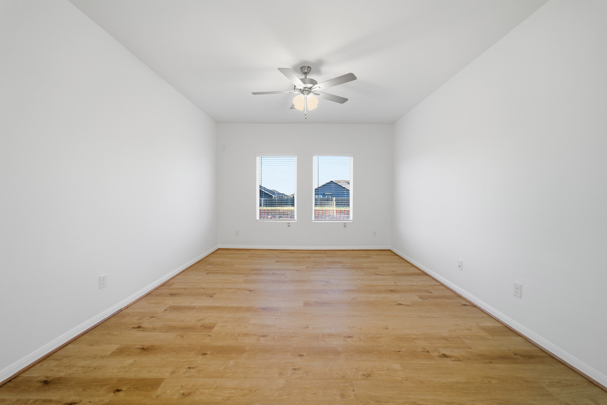 112 Vandervoort Way Jarrell, TX 76537 - Photo 9 of 28