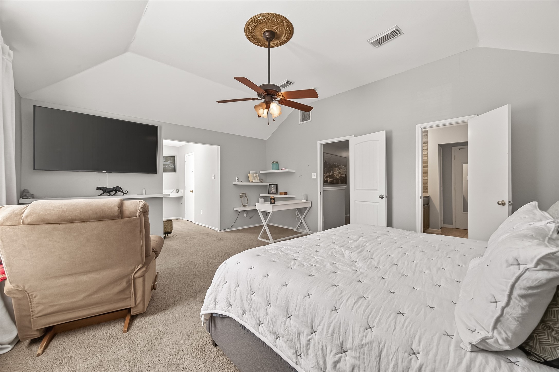 2202 Falling Oaks Road Houston, TX 77038 - Photo 24 of 47