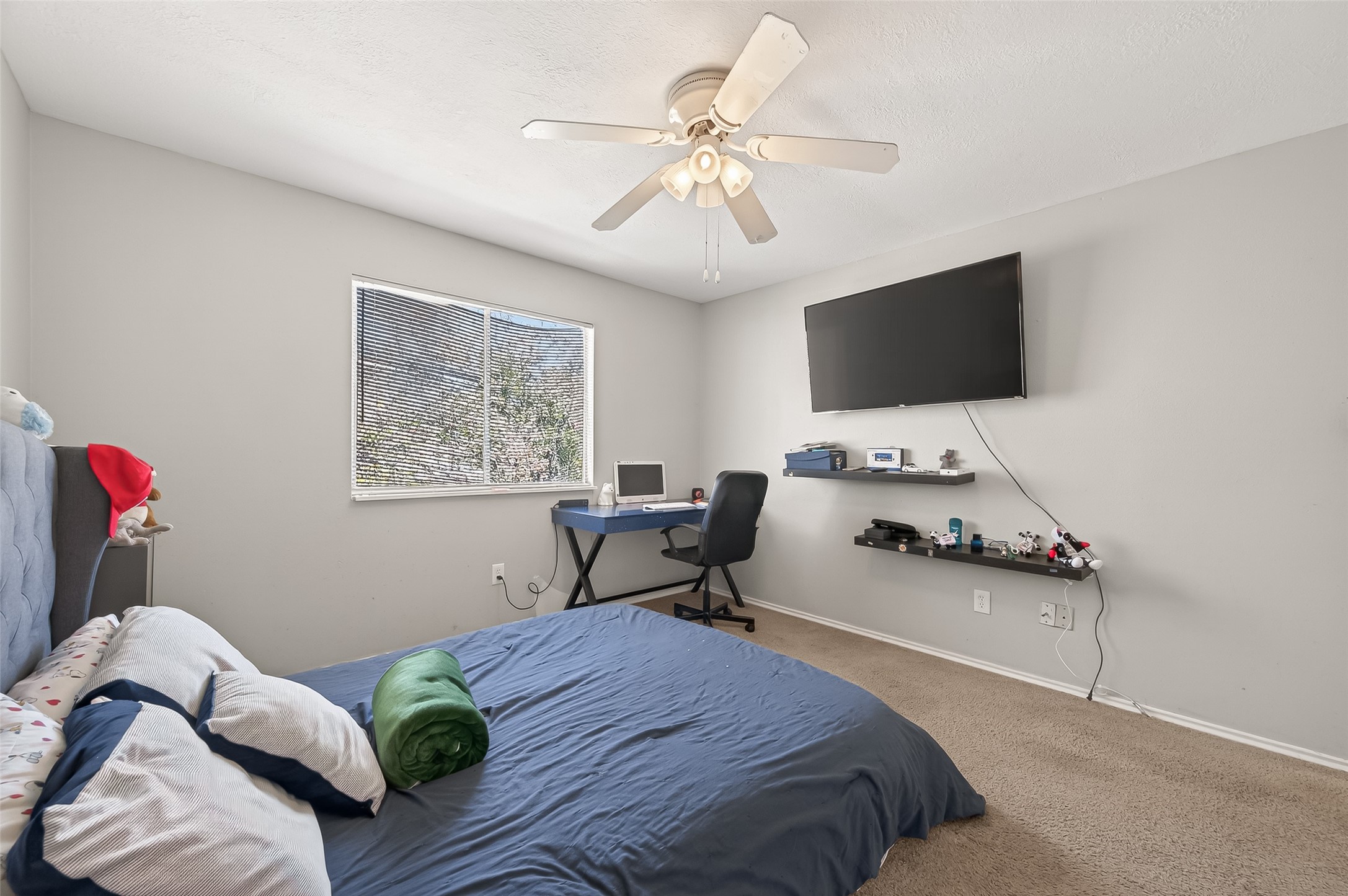 2202 Falling Oaks Road Houston, TX 77038 - Photo 35 of 47