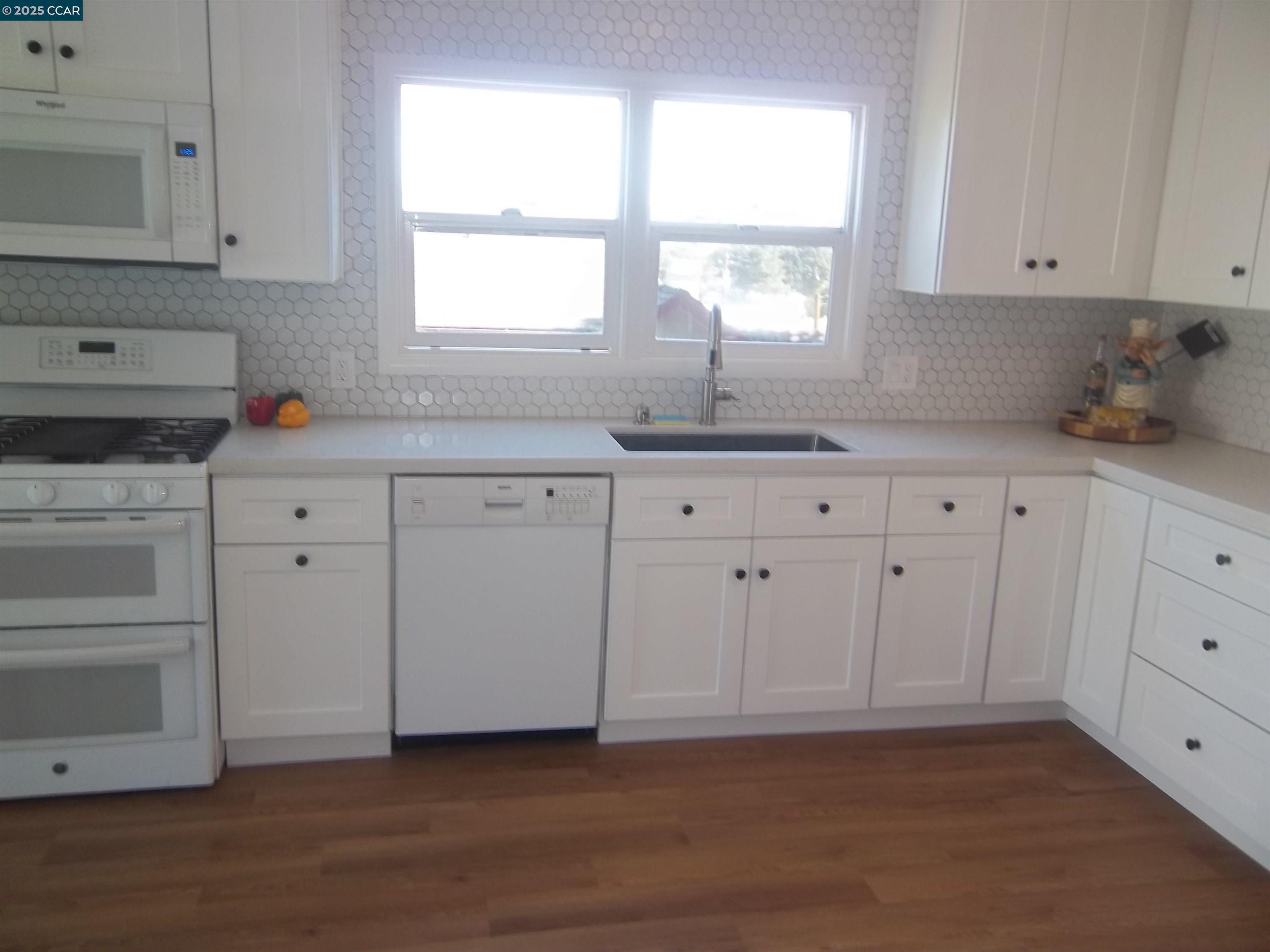 25 Main Street Martinez, CA 94553 - Photo 9 of 18