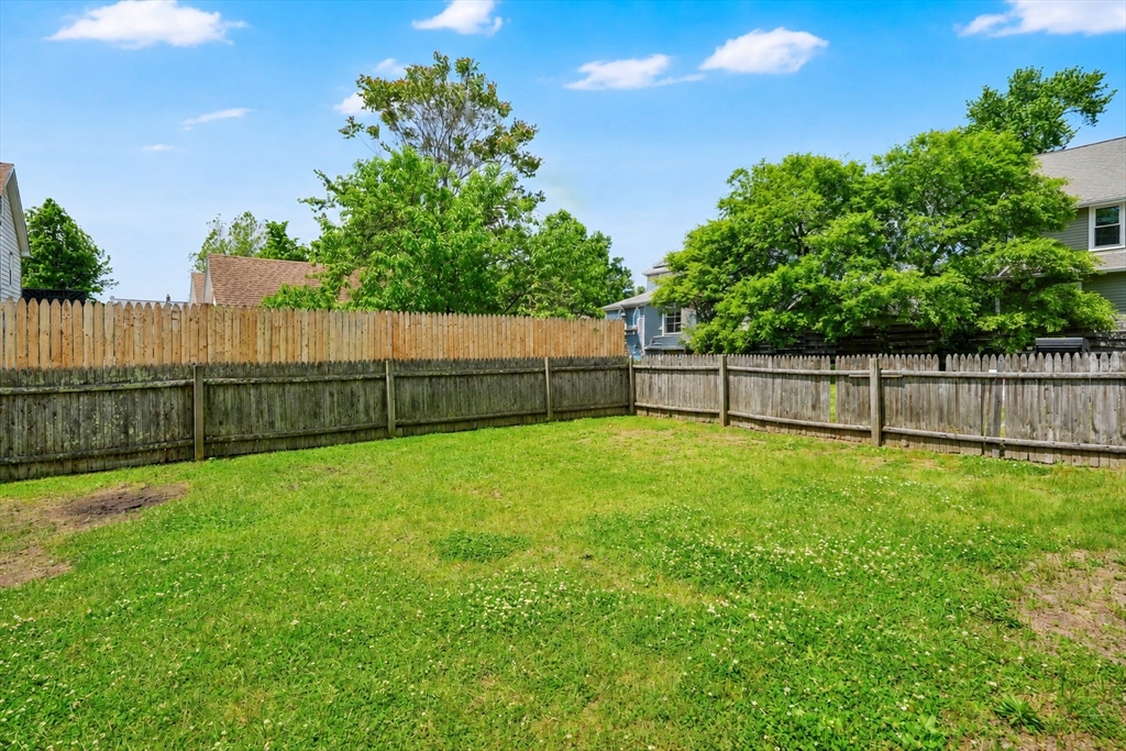 120-122 Larkspur Street Springfield, MA 01108 - Photo 30 of 31