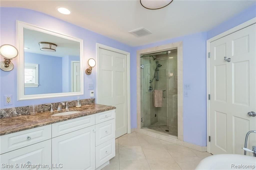 157 Kenwood Road Grosse Pointe Farms, MI 48236 - Photo 40 of 84