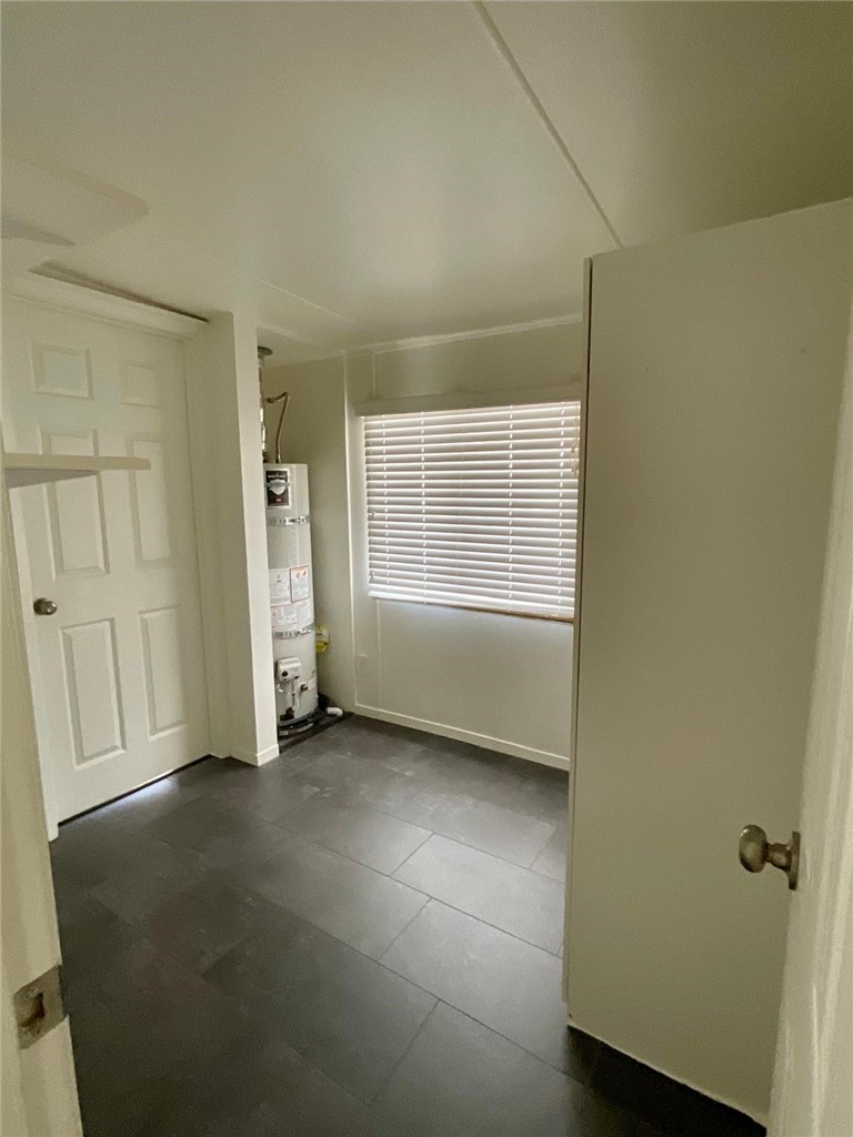 1180 Starlite Drive Nipomo, CA 93444 - Photo 19 of 35 an empty room with windows