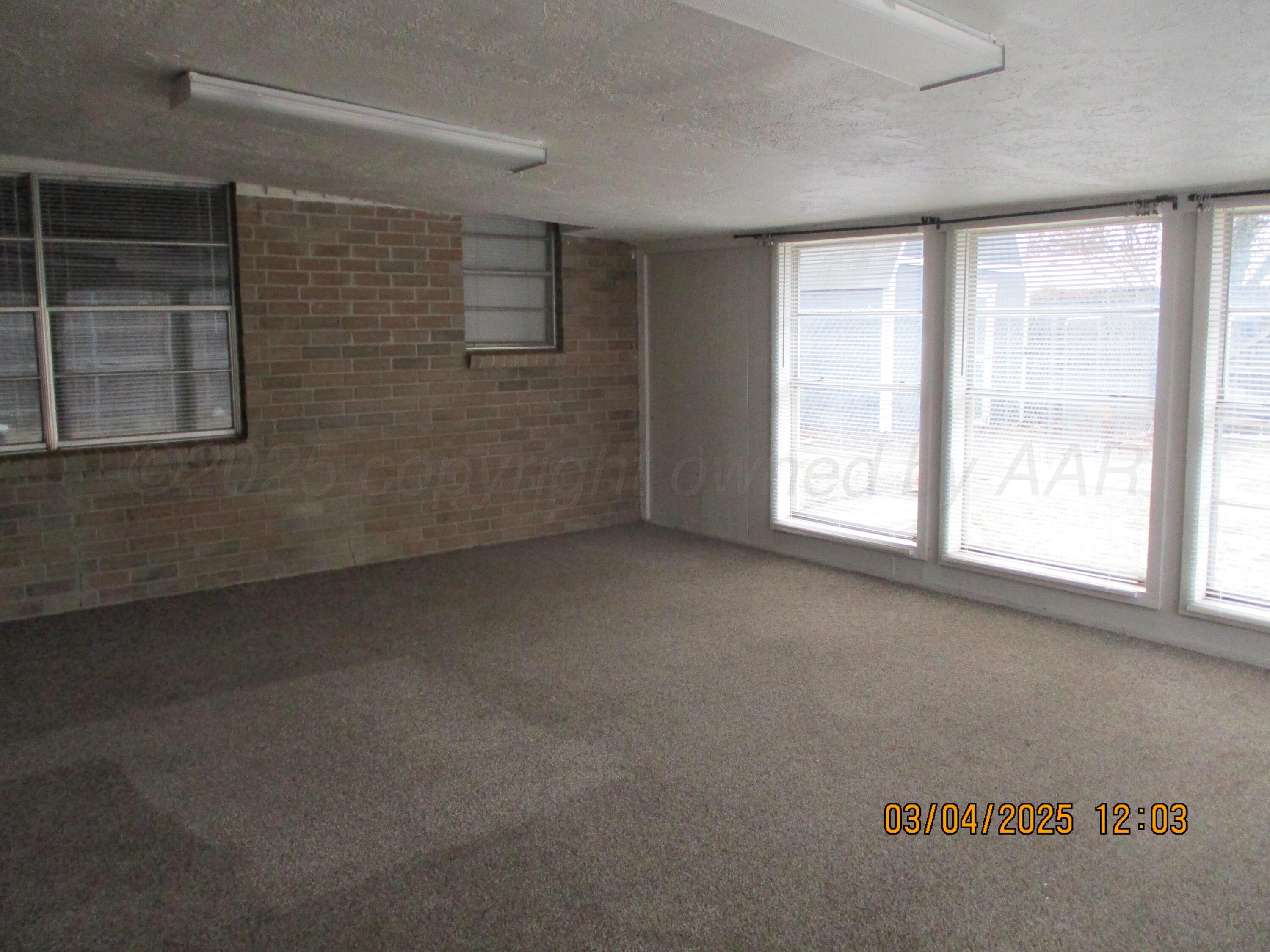 3318 Arlington Drive Amarillo, TX 79106 - Photo 4 of 14 Sunroom