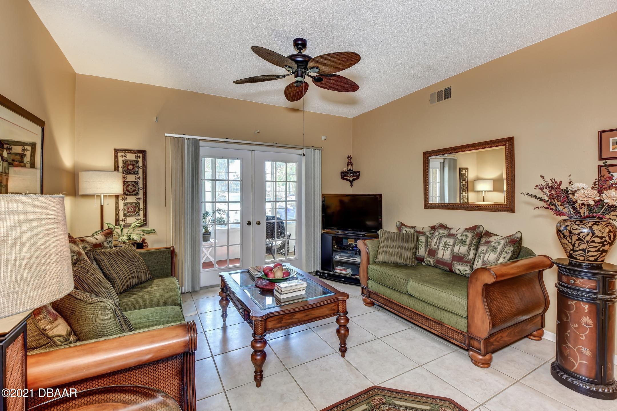 681 Wellington Station Boulevard, Unit 4 Ormond Beach, FL 32174 - Photo 2 of 27 6-Living Room
