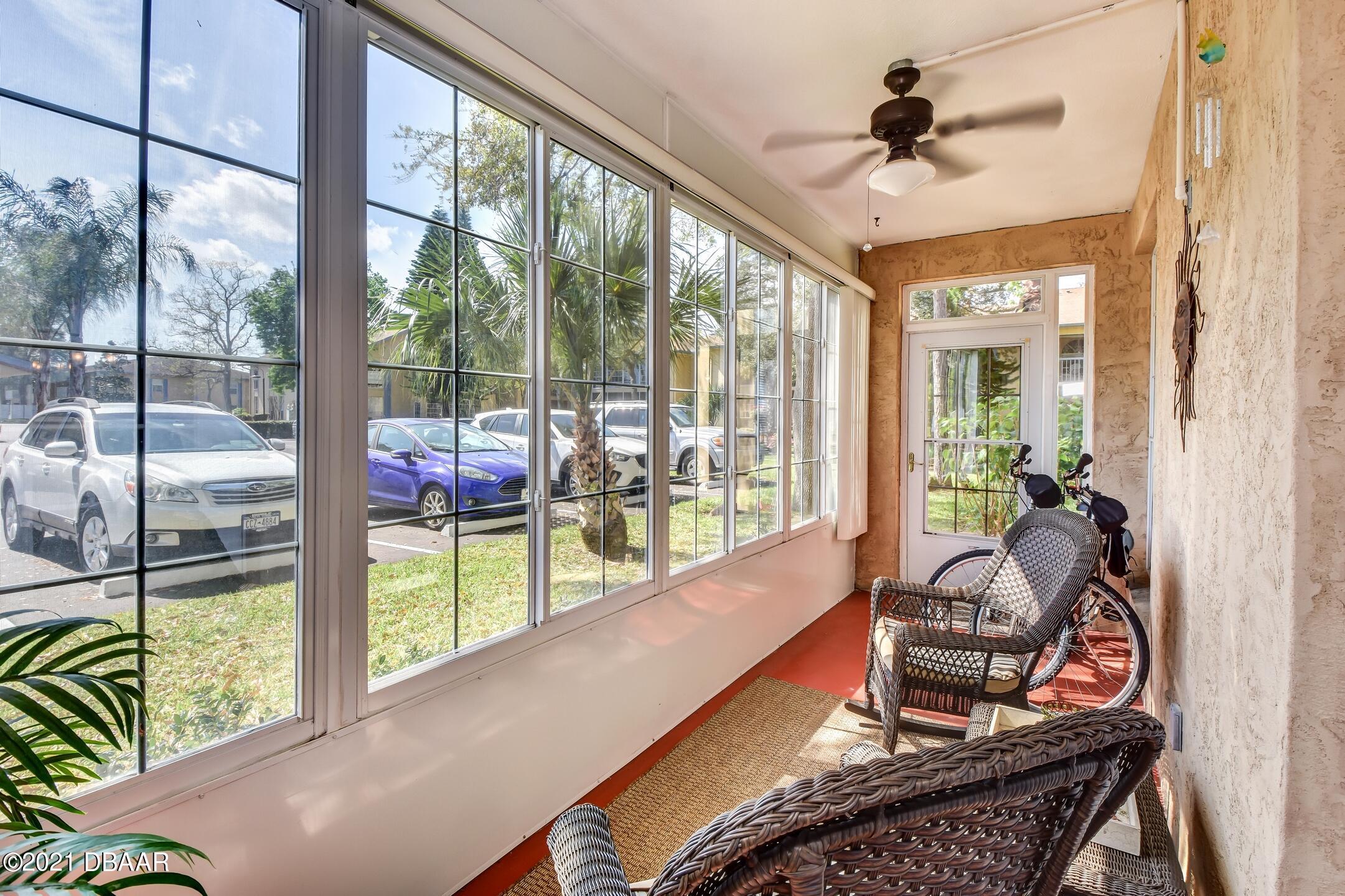 681 Wellington Station Boulevard, Unit 4 Ormond Beach, FL 32174 - Photo 10 of 27 12-Florida Room