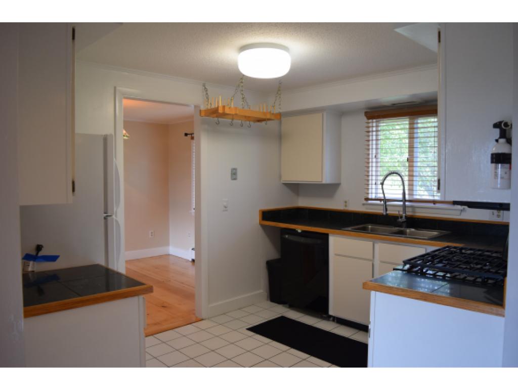 162 Pleasant Valley Road Lancaster, NH 03584 - Photo 5 of 35
