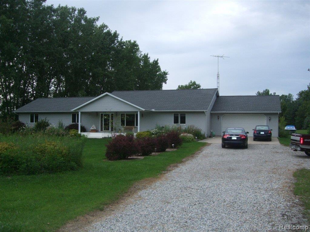6182 Metcalf Road Jeddo, MI 48032 - Photo 1 of 16 DSCF0259.JPG