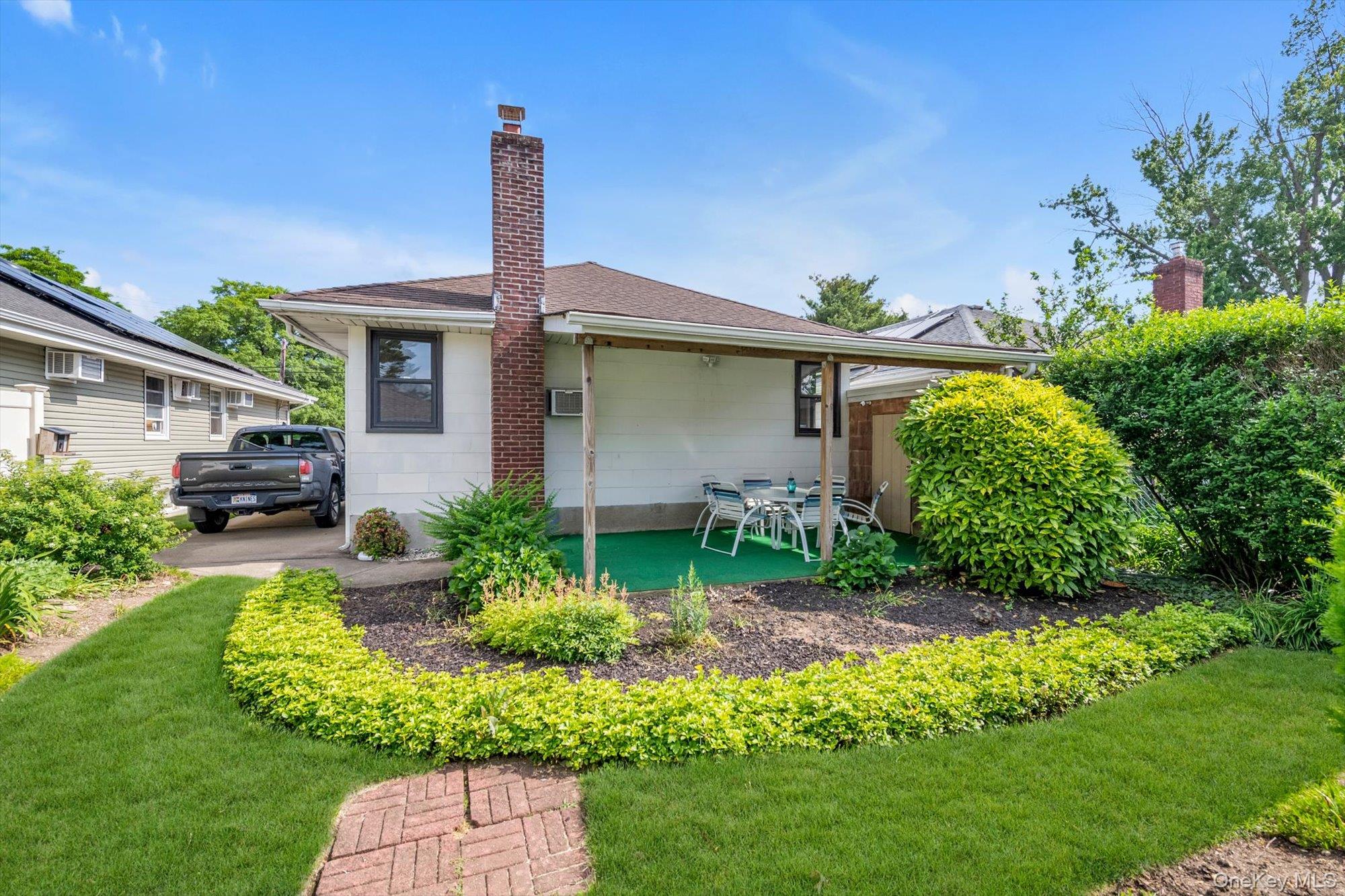 57 Lawrence Road Hempstead, NY 11550 - Photo 16 of 19