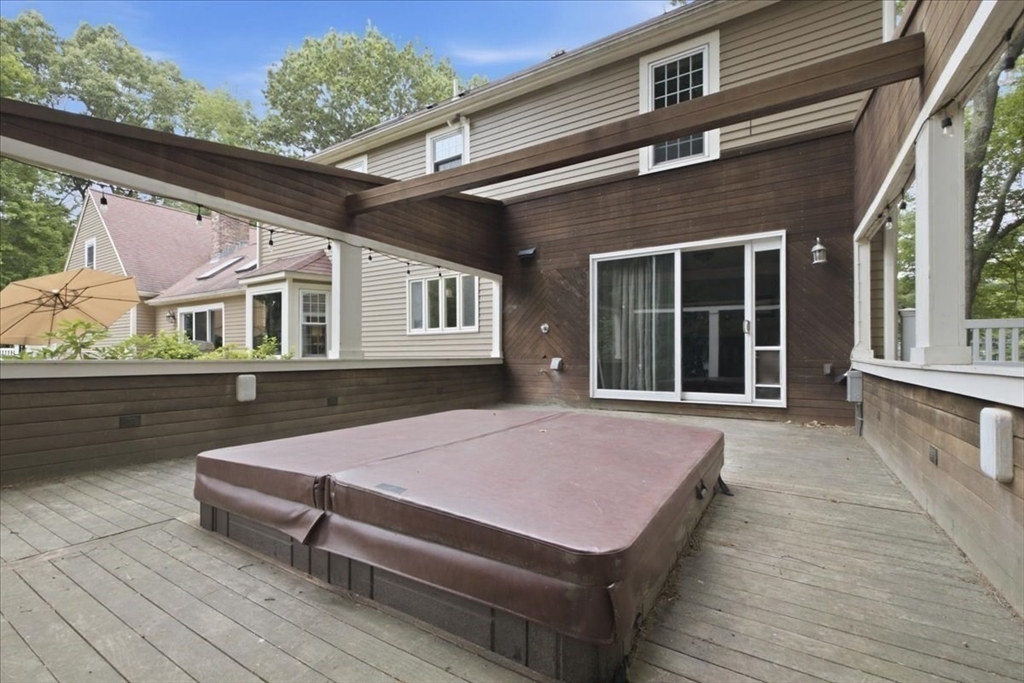 36 Wagon Road Walpole, MA 02081 - Photo 37 of 42
