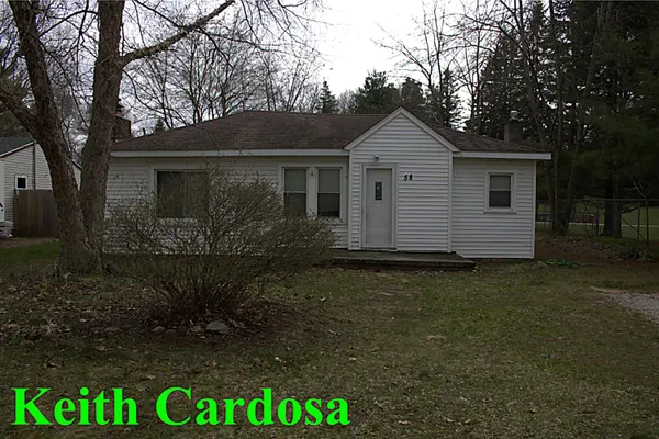 $180,000 | 58 Warbler, Sparta, MI 49345