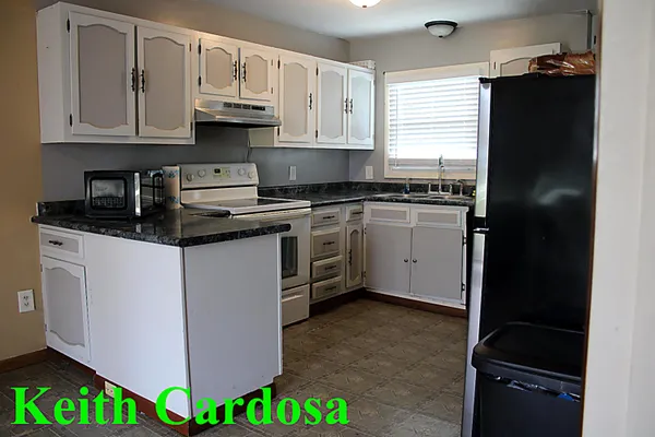 $180,000 | 58 Warbler, Sparta, MI 49345