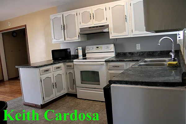 $180,000 | 58 Warbler, Sparta, MI 49345