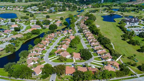 $389,000 | 4124 Southwest Osprey Creek Way, Palm City, FL 34990