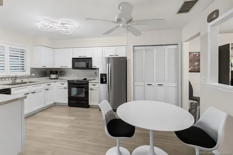 $389,000 | 4124 Southwest Osprey Creek Way, Palm City, FL 34990