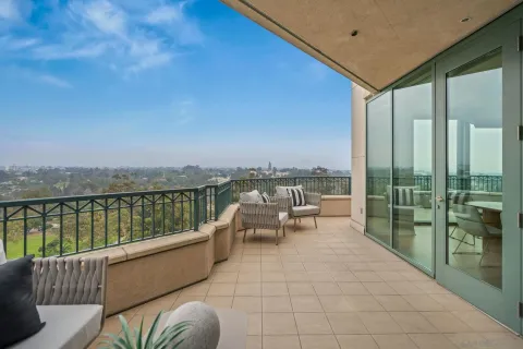 $4,350,000 | 2500 Sixth Avenue, Unit PH5, San Diego, CA 92103
