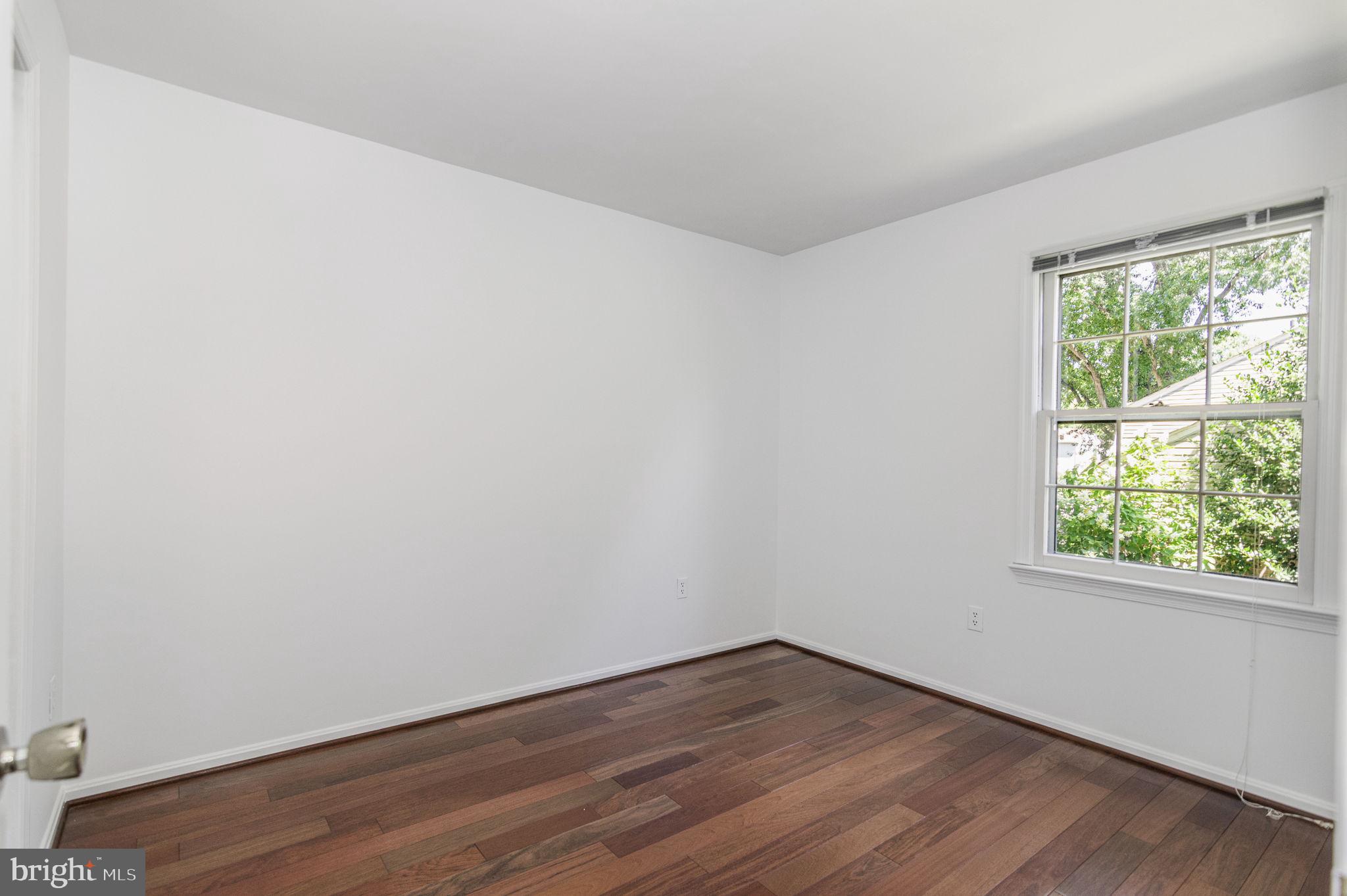 6237 Wilmette Drive Burke, VA 22015 - Photo 24 of 42 Bedroom 2 over garage