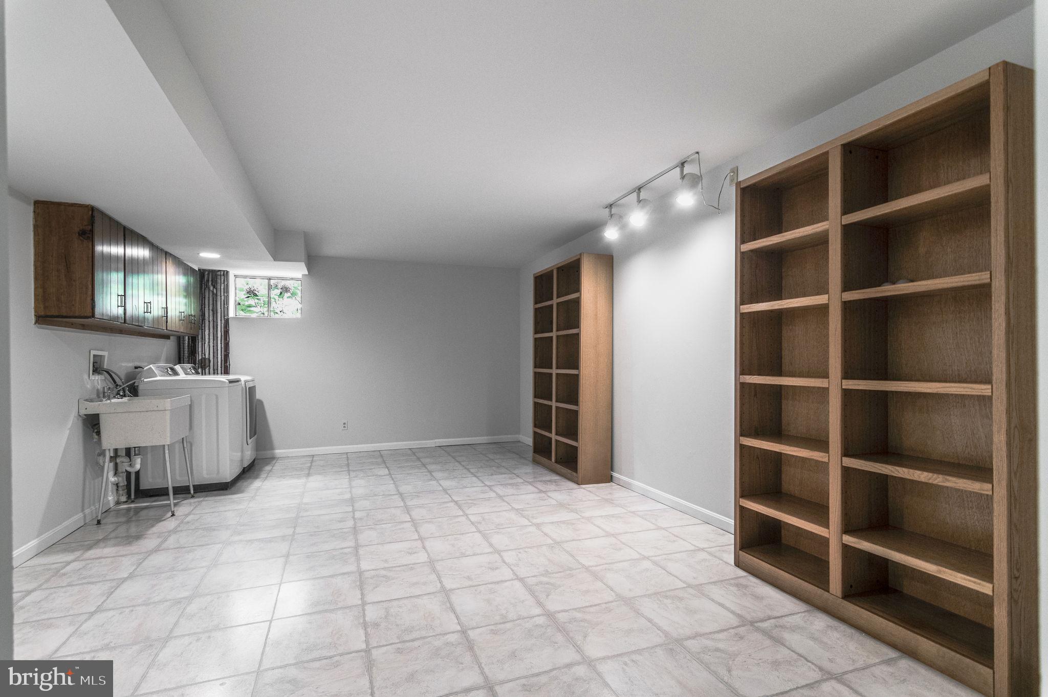 6237 Wilmette Drive Burke, VA 22015 - Photo 32 of 42 Bonus Room L/L