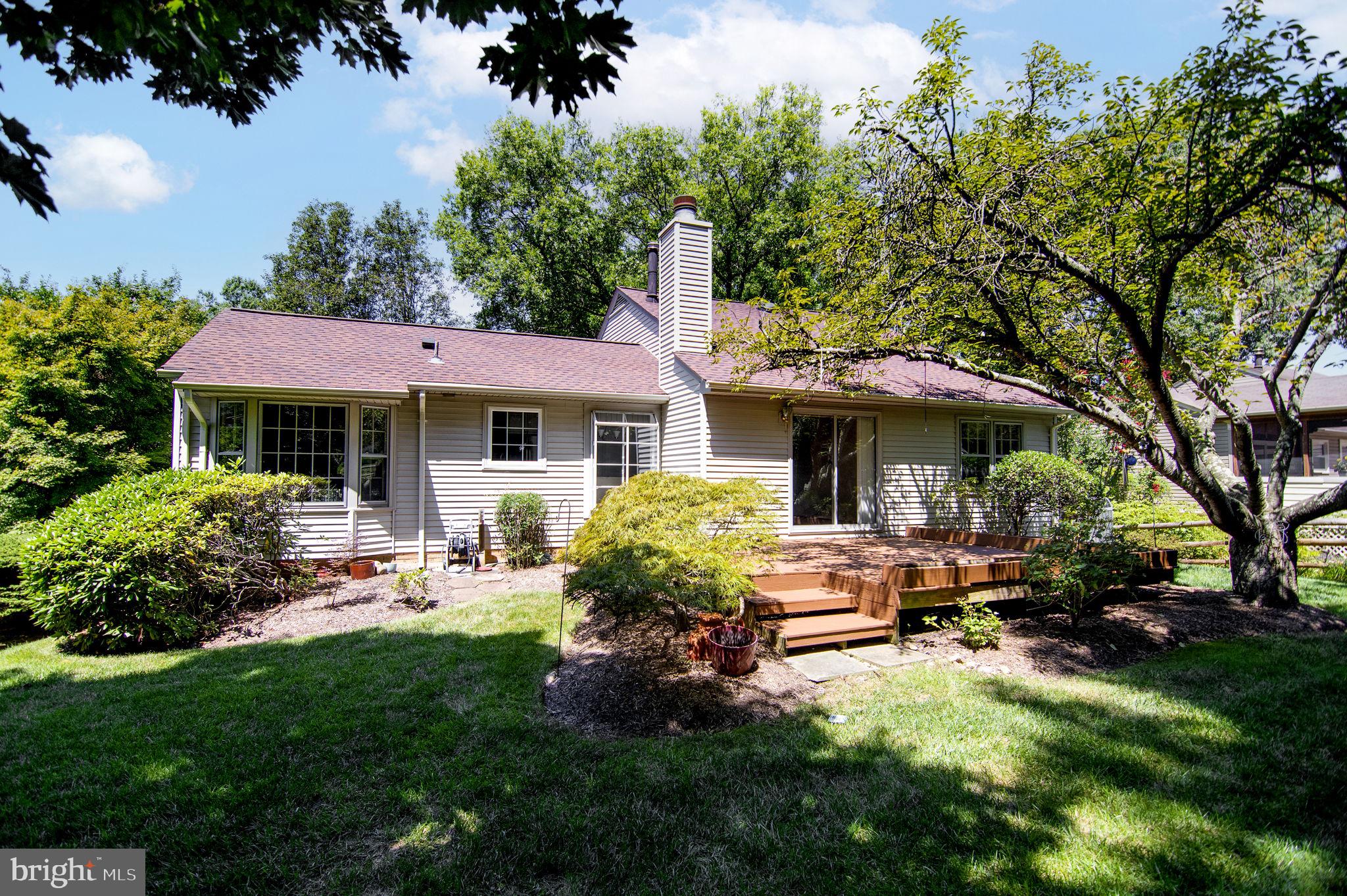 6237 Wilmette Drive Burke, VA 22015 - Photo 37 of 42 Rear of House