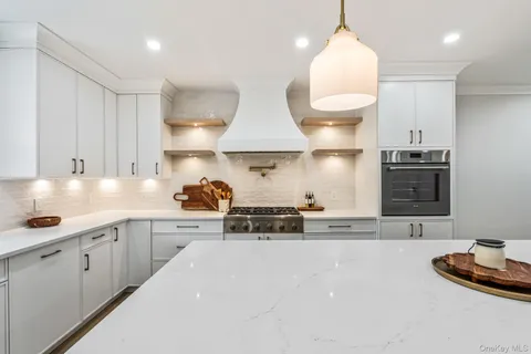 $1,250,000 | 30 Alicia Court, Hempstead, NY 11550