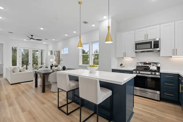 $2,650 | 717 Janisch Road, Unit D, Houston, TX 77018