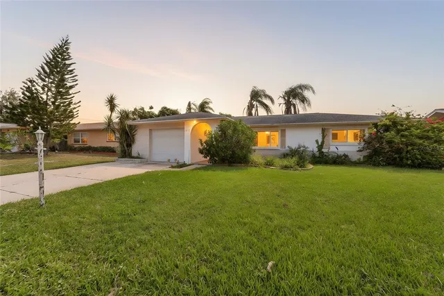 $419,000 | 2127 Scotland Drive, Clearwater, FL 33763