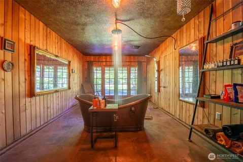 $2,500,000 | 1106 254th Avenue Northeast, Sammamish, WA 98074