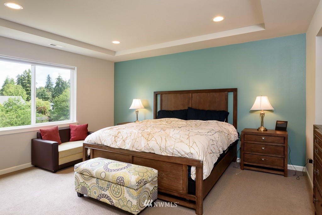 5602 Northeast 9th Street Renton, WA 98059 - Photo 13 of 25