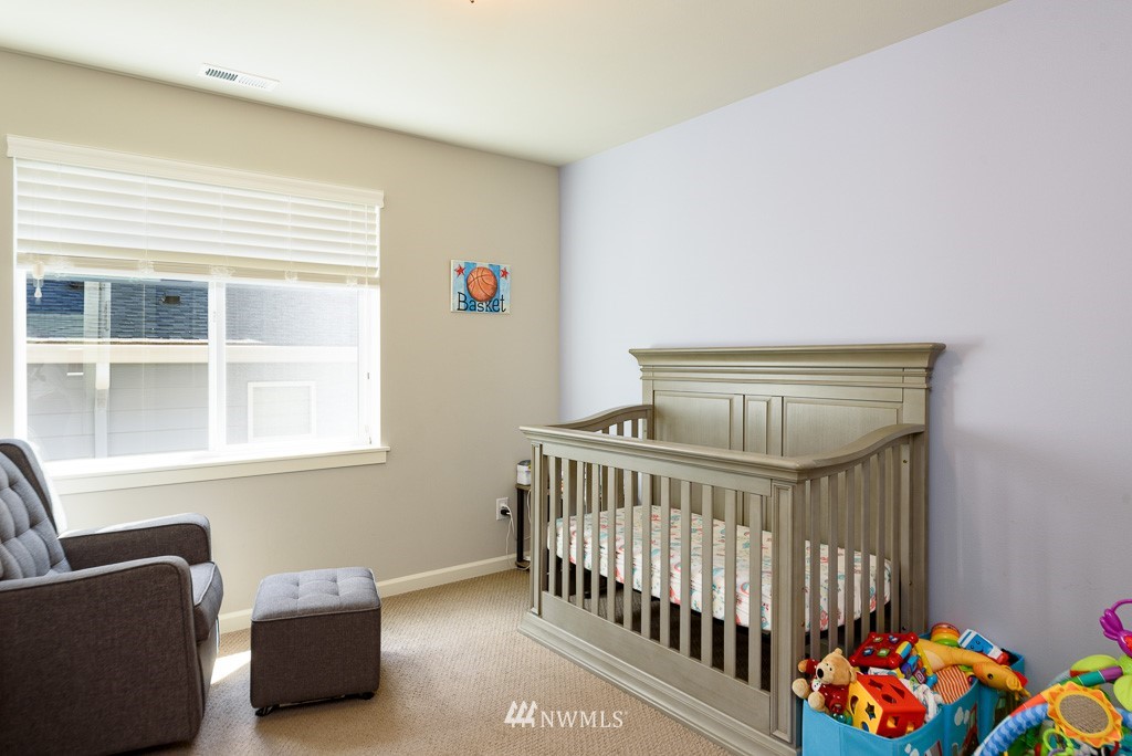 5602 Northeast 9th Street Renton, WA 98059 - Photo 21 of 25