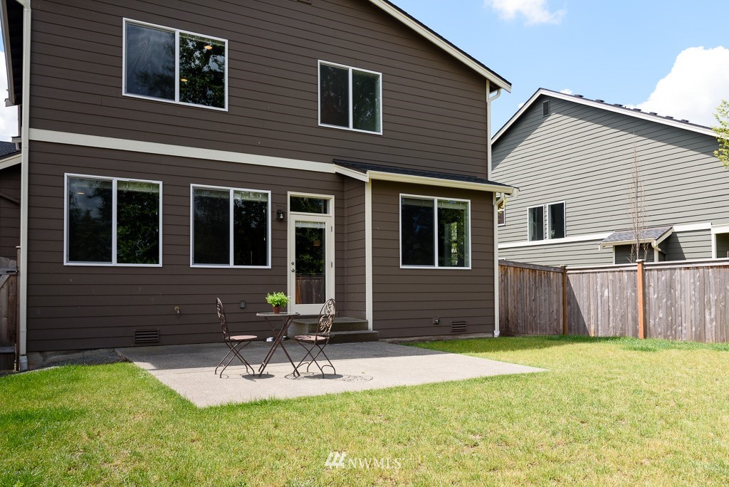 5602 Northeast 9th Street Renton, WA 98059 - Photo 22 of 25