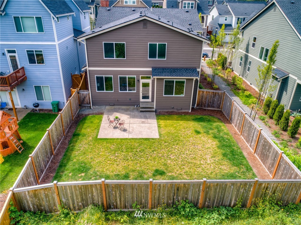 5602 Northeast 9th Street Renton, WA 98059 - Photo 23 of 25