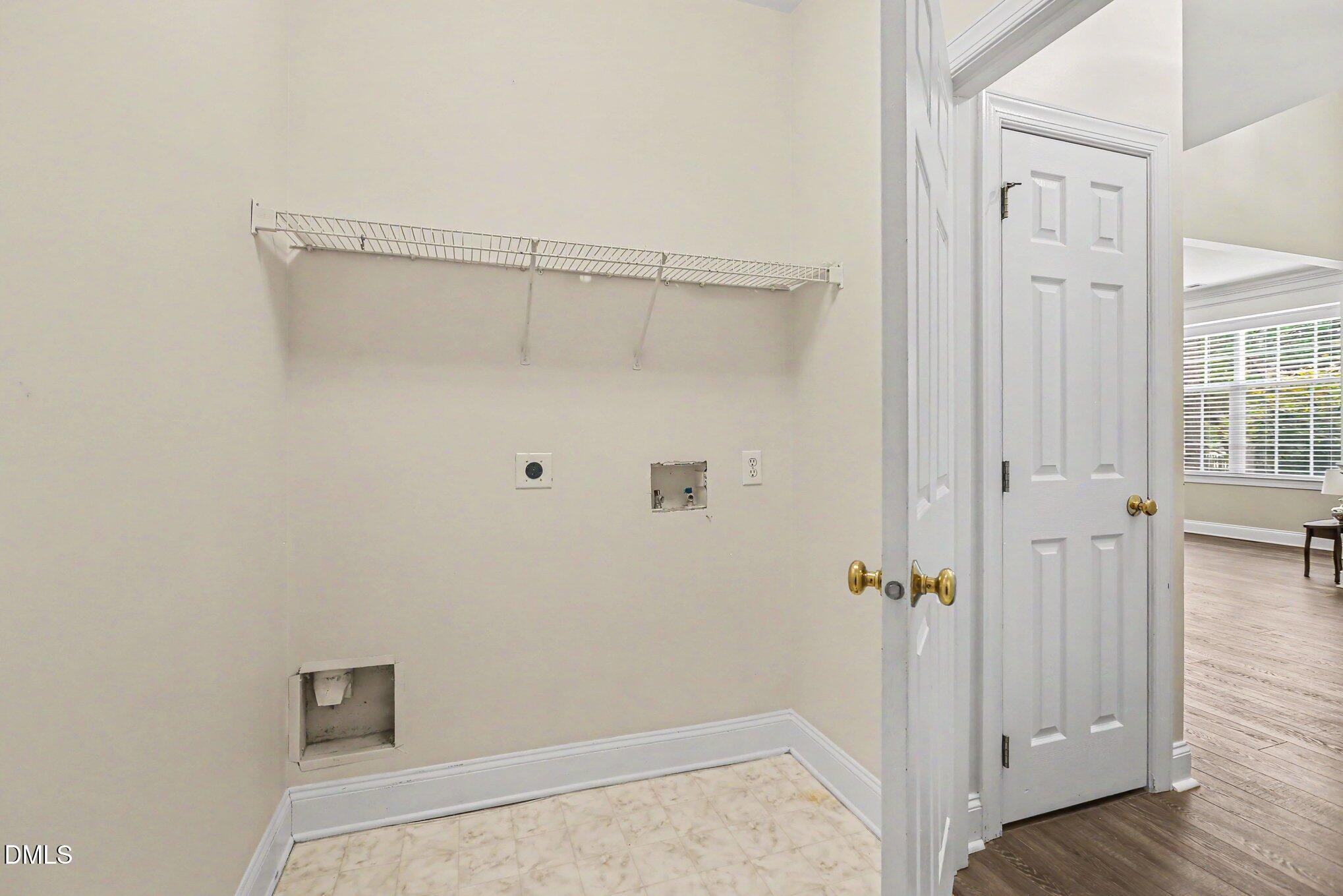 10142 Mizner Lane Raleigh, NC 27617 - Photo 19 of 29