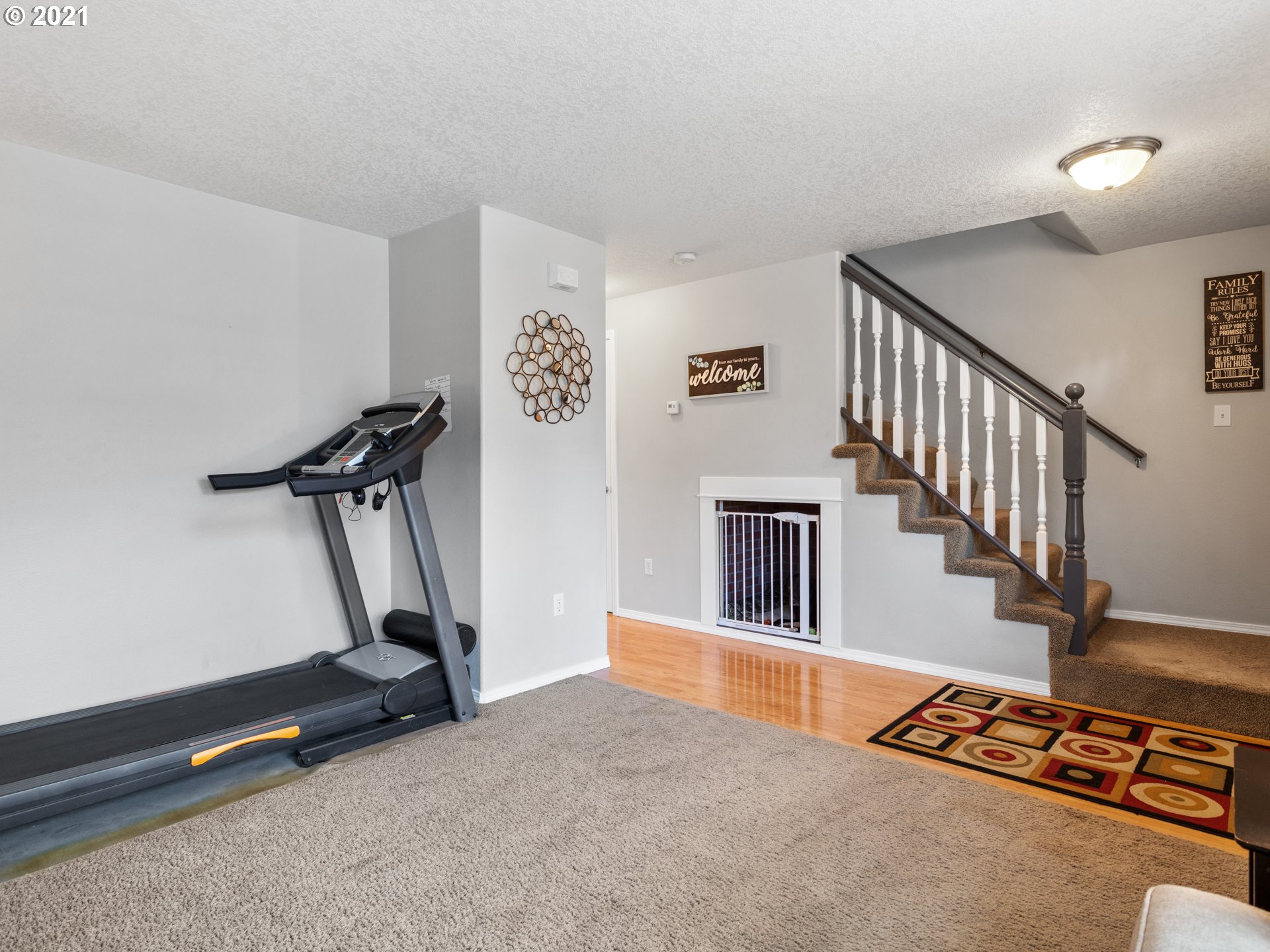 812 Lark Drive Ridgefield, WA 98642 - Photo 8 of 30 a view of gym