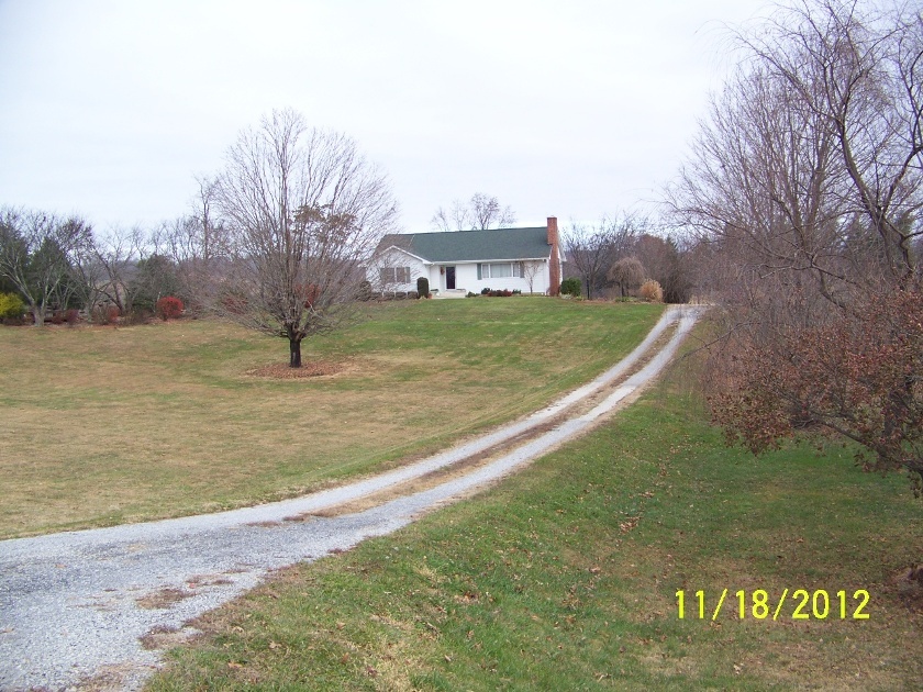 1406 Wheatland Road Buchanan, VA 24066 - Photo 16 of 25 front2