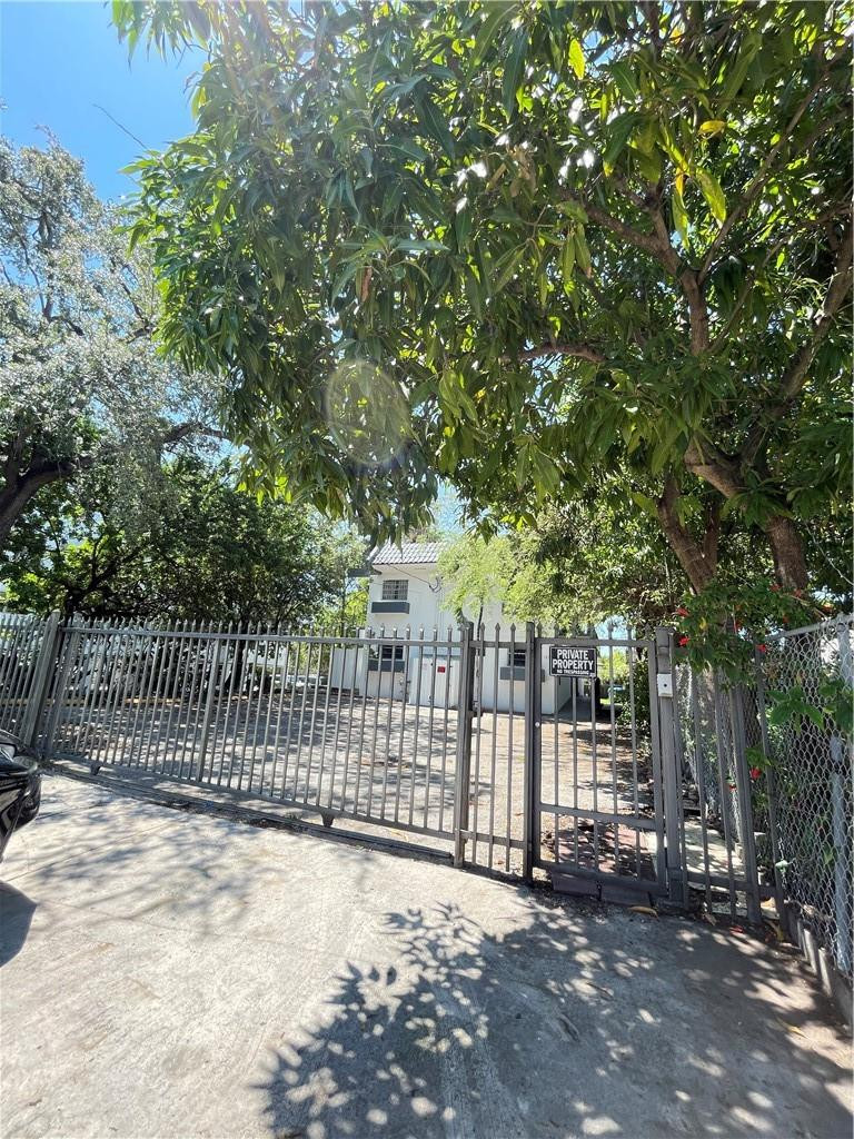 Undisclosed Address Miami, FL 33128 - Photo 2 of 15 Photo 2