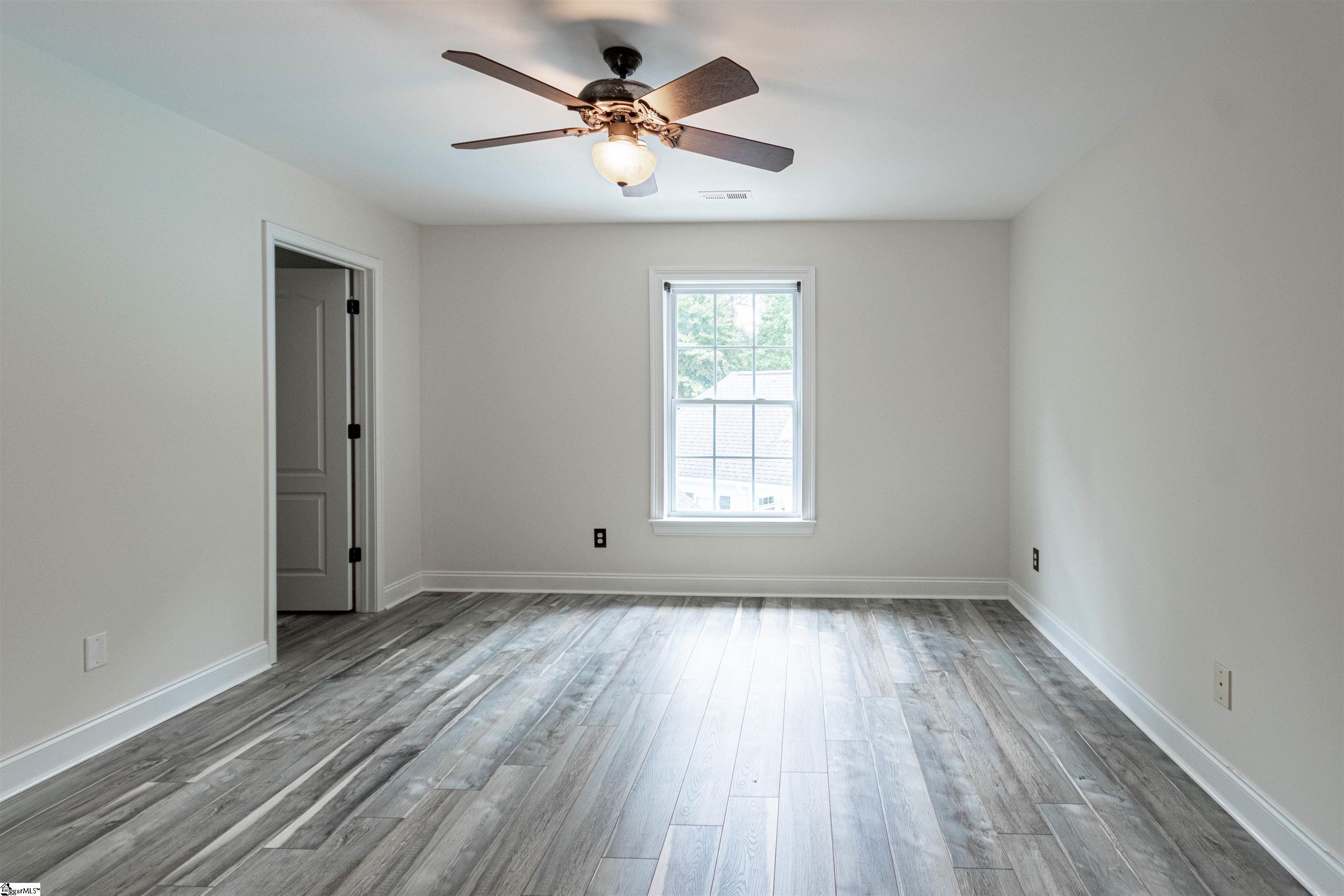 109 Creek Crossing Way Greer, SC 29651 - Photo 23 of 36