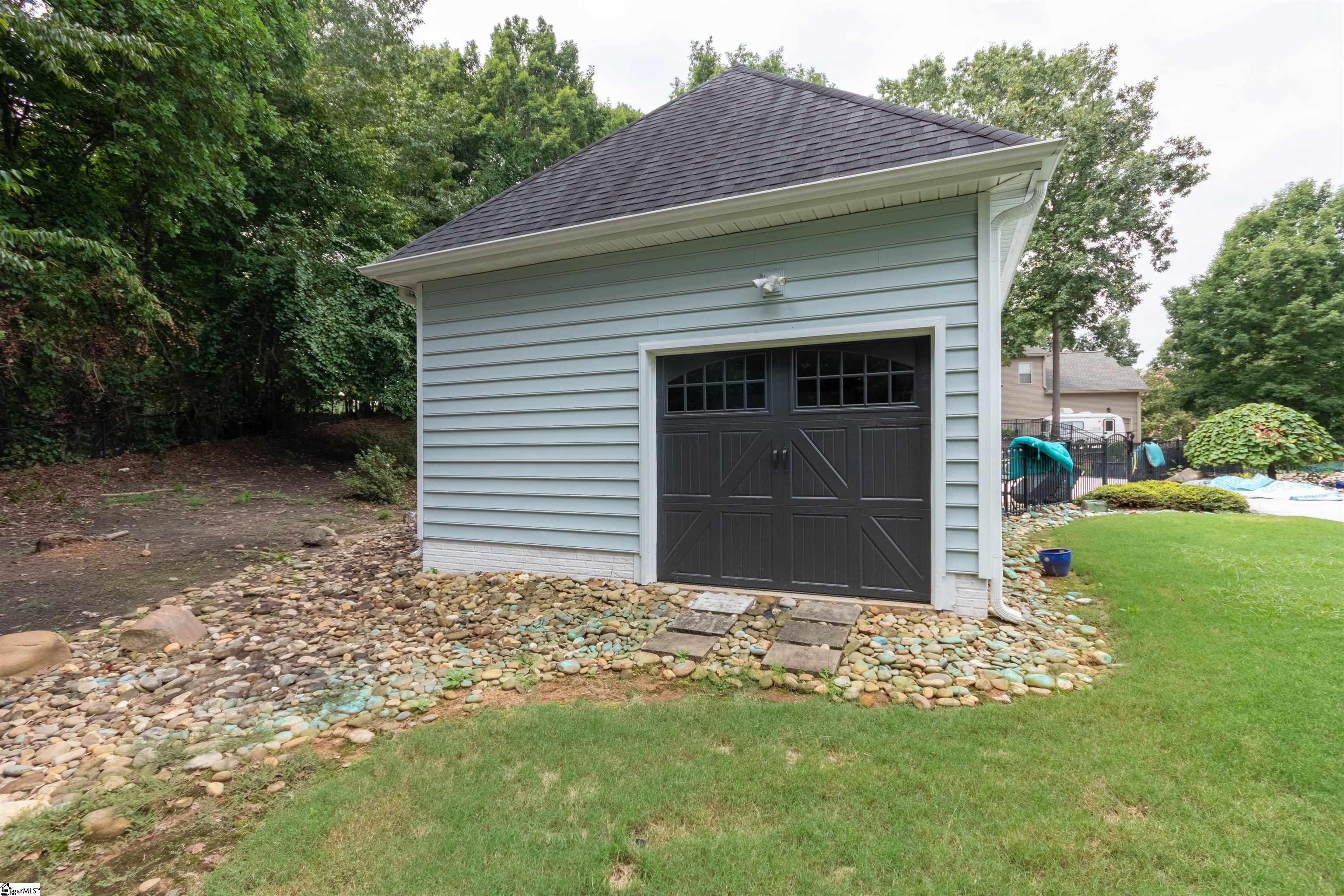 109 Creek Crossing Way Greer, SC 29651 - Photo 32 of 36