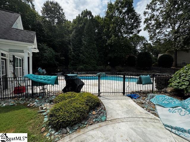 109 Creek Crossing Way Greer, SC 29651 - Photo 33 of 36