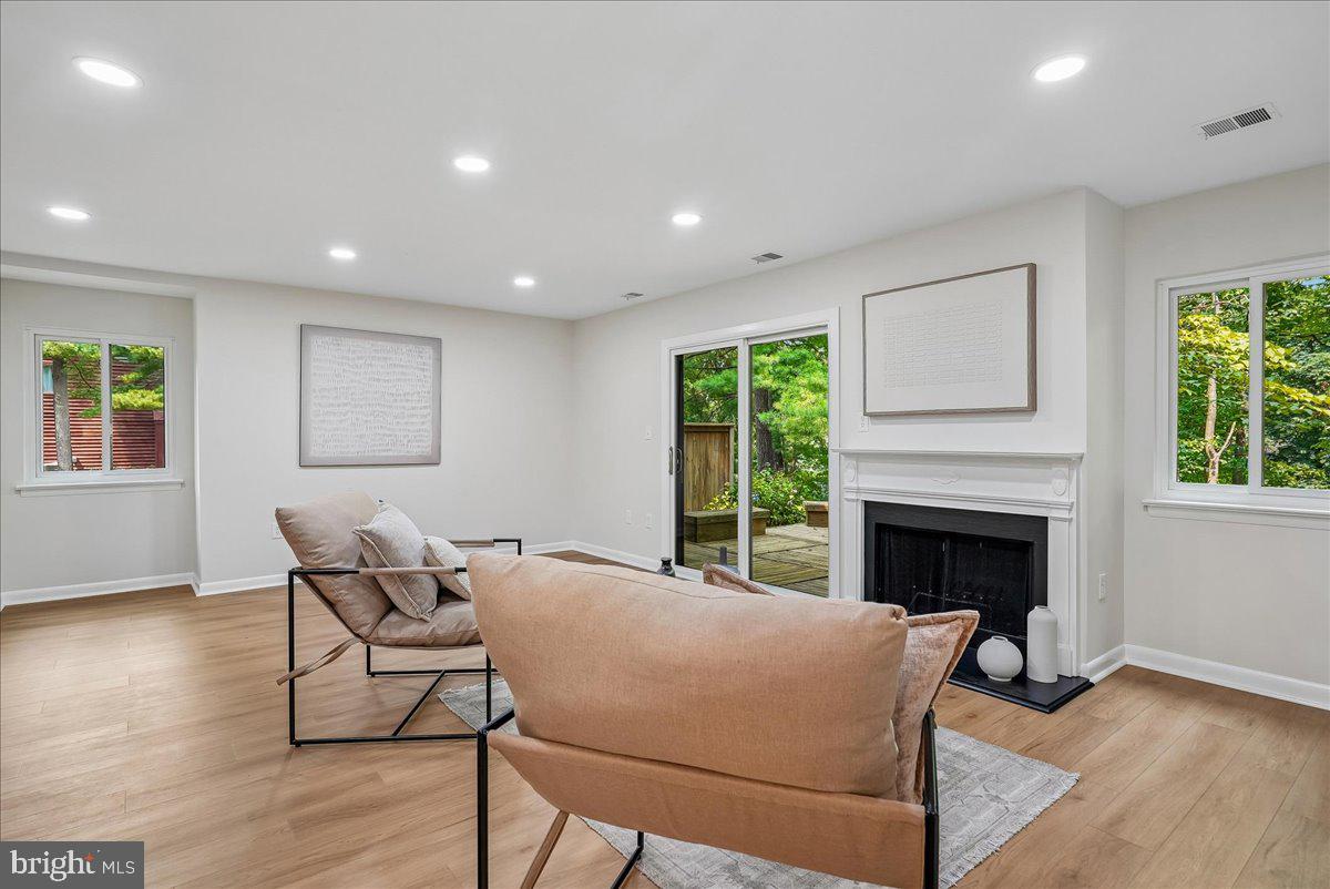 1931 Winterport Cluster Reston, VA 20191 - Photo 14 of 75 Gallery Image 14