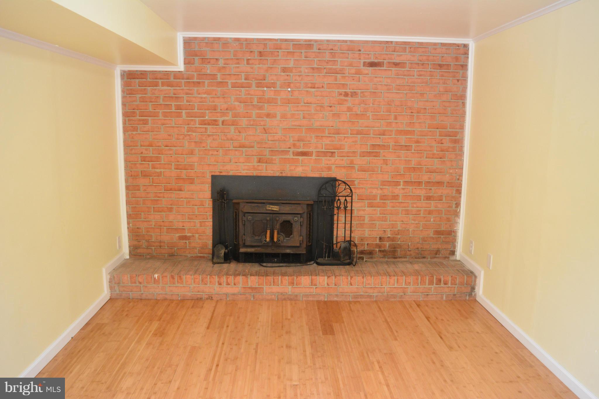12254 Purcell Road Manassas, VA 20112 - Photo 3 of 23 Interior (General)