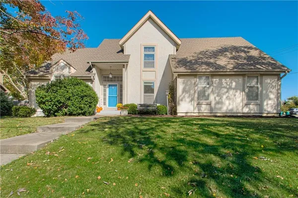 $450,000 | 11102 West 114th Terrace, Overland Park, KS 66210