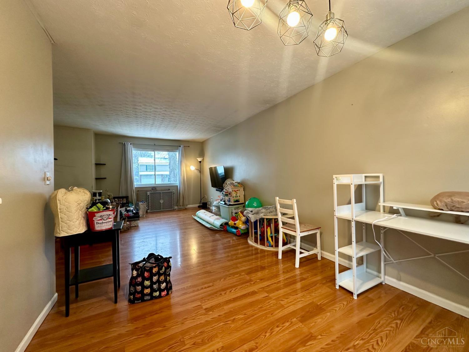 2236 Miles Road Cincinnati, OH 45231 - Photo 1 of 1