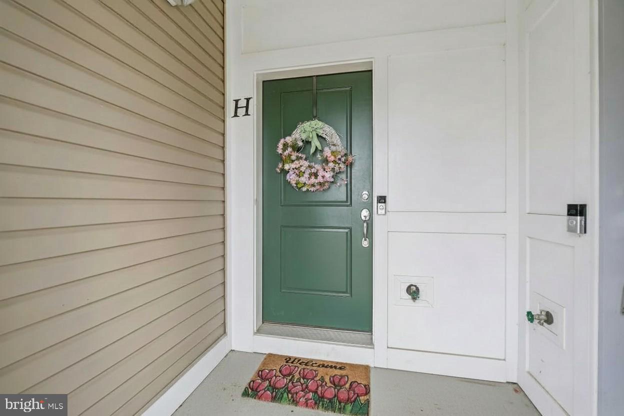 23517 Public House Road, Unit H Clarksburg, MD 20871 - Photo 4 of 49 a view of entryway door