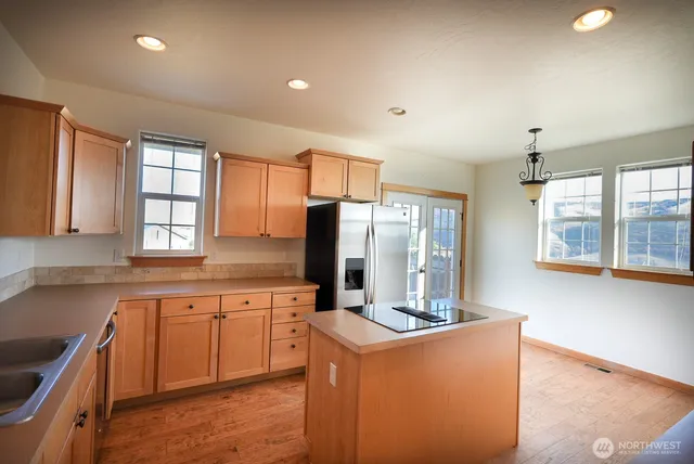 $799,000 | 239 South Patit Road, Dayton, WA 99328