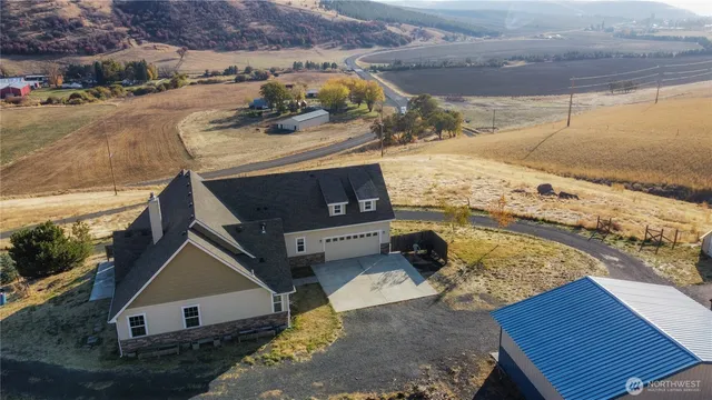 $799,000 | 239 South Patit Road, Dayton, WA 99328