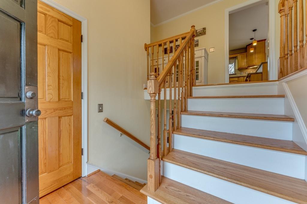 717 Azalea Road Daleville, VA 24083 - Photo 38 of 75 38 Landing