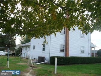641 Aura Road Glassboro, NJ 08028 - Photo 2 of 3 Exterior Side