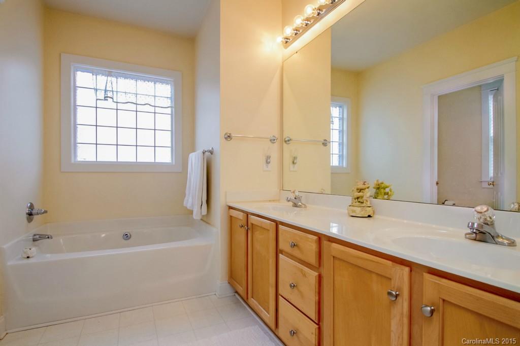 211 Faust Road Davidson, NC 28036 - Photo 14 of 24 Gallery Image 14
