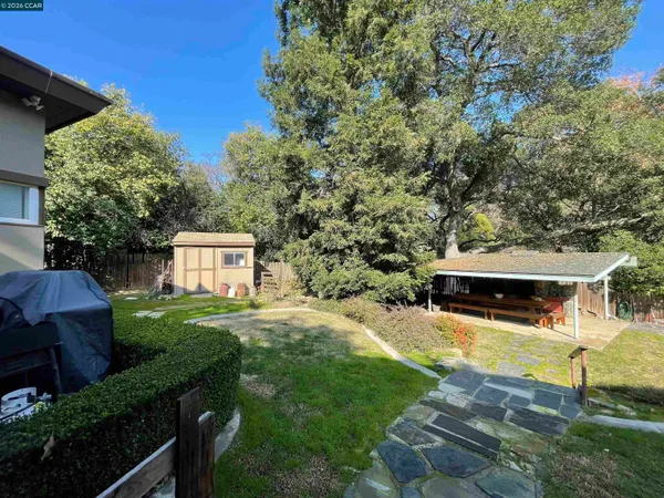 $4,750 | 123 Sheridan Lane, Martinez, CA 94553